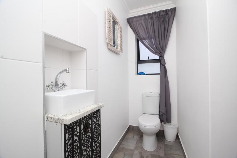 4 Bedroom Property for Sale in Monte Christo Western Cape